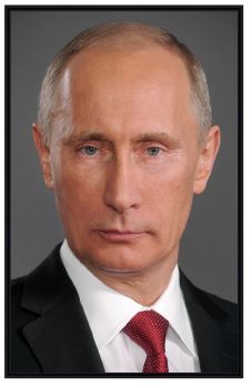 Портрет Путина Владимира Владимировича, формат (30x45 см.), в черной алюминиевой рамке.